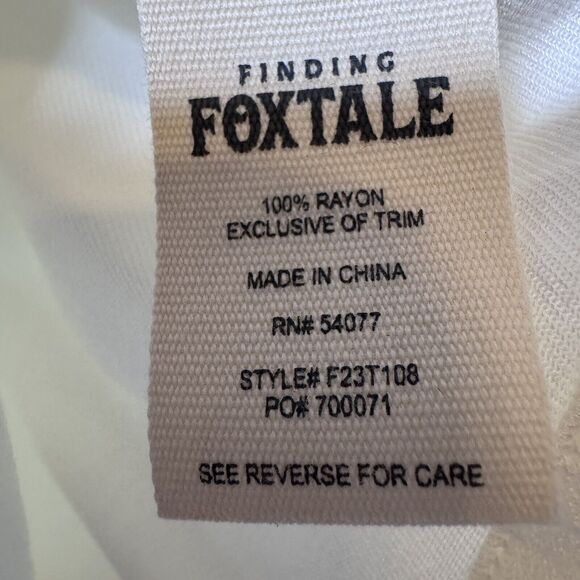 NEW Finding Foxtale Girl Classic Button Blouse Size 5 Ivory Houndstooth Chic $39 - Picture 8 of 9